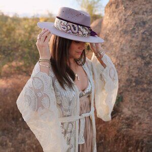 Pisces Custom Hat ♓️ in Amethyst - Personalized Zodiac Birthdate Wool Hat